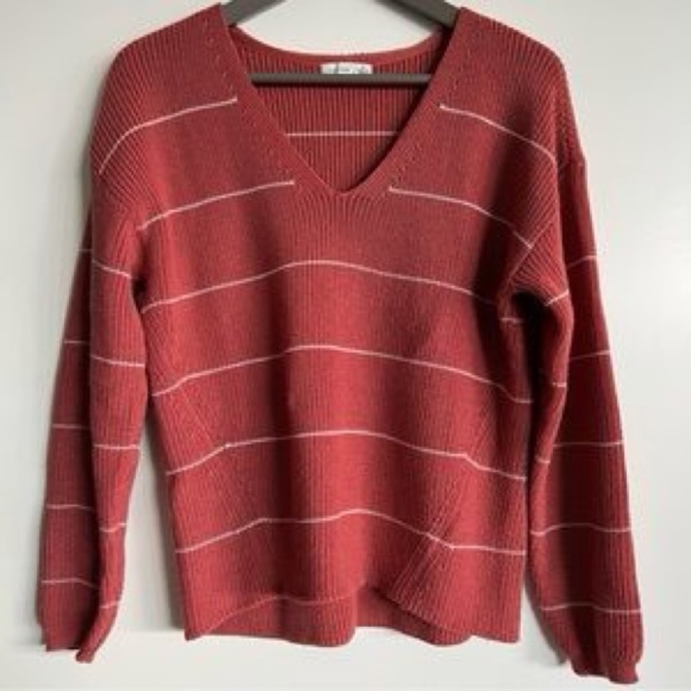 Gentle Fawn Peach V-Neck Striped Sweater
